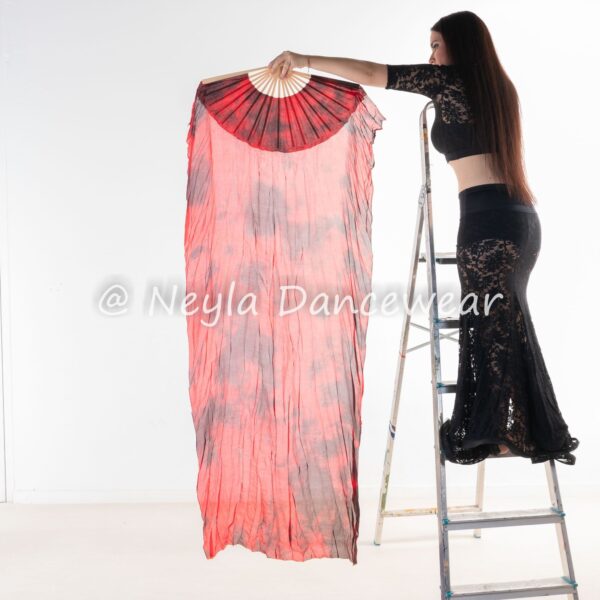 Abanico de Seda Rojo y Negro – Image 3