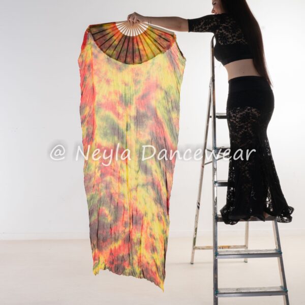 Abanico de Seda Naranja, Negro, Amarillo y Verde – Image 3