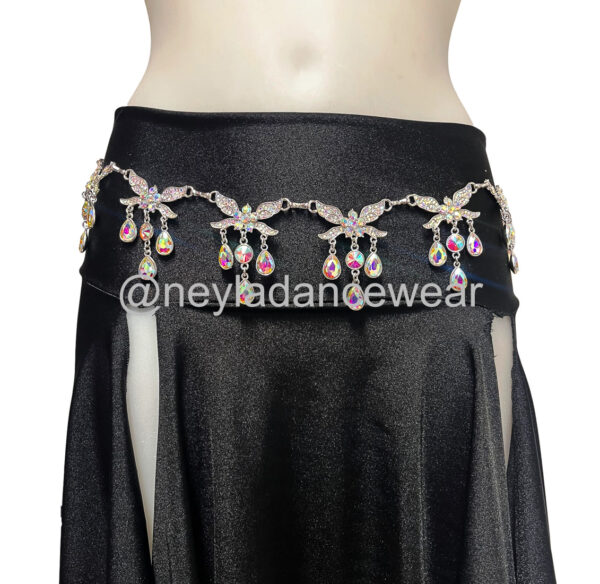 Ceinture en strass avec papillons pour danse orientale par Neyla Dancewear.